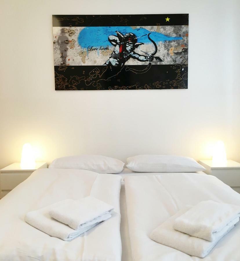 Downtown Apartment Berlin Friedrichshain Dış mekan fotoğraf