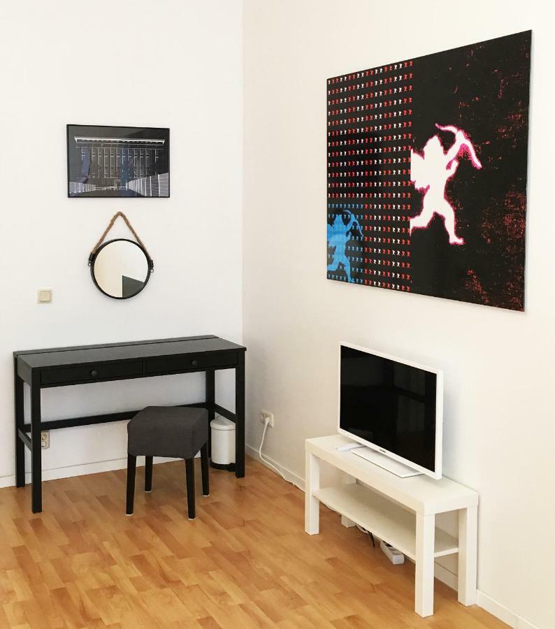 Downtown Apartment Berlin Friedrichshain Dış mekan fotoğraf
